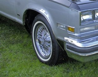Optional Factory Wire wheels by Dunlap
