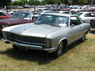 Gran Sport / GS Class
1965, Owned by Dan Cooper, Kenosha, WI
