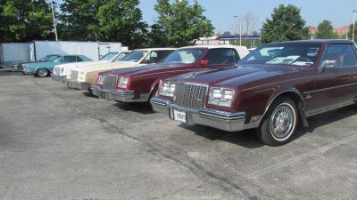 SEVERAL Rivieras in the hotel parking lot during the week
