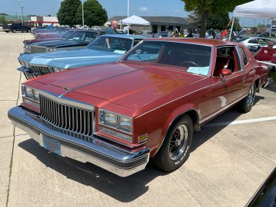 1971-78 Class … 
1977, Owned by Christopher & Jenelle Mancheski, Franksville, WI
