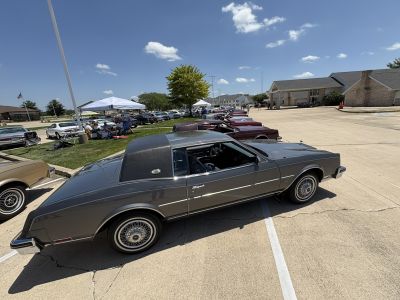 The Sixth Generation “Lined-Up” for the Show

