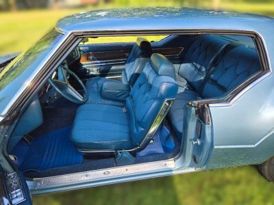 Our Best of Show Riviera … 
Crystal Blue Metallic 1972 ... Interior
