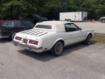 Rivieras in the lot … NOT Registered with the ROA … A 6th generation convertible

