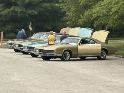 1966-1970 Class getting some final touches
