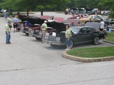 1979-1985 Class lined up very well … Ready for “Peer Judging”
