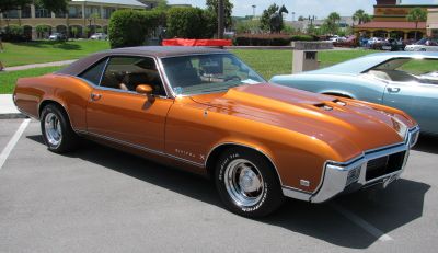 1966-1970 Class
1968, Atomic Orange Sunburst, owned by Stephen Brisbois, Live Oak, FL

