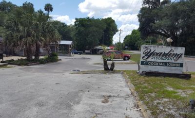 Our next stop … lunch at the Yearling Restaurant
The restaurant features classic “Florida Cracker” cuisine
